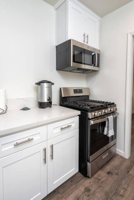 Chic And Spacious 3Br Gem In Central La ลอสแอนเจลิส ภายนอก รูปภาพ